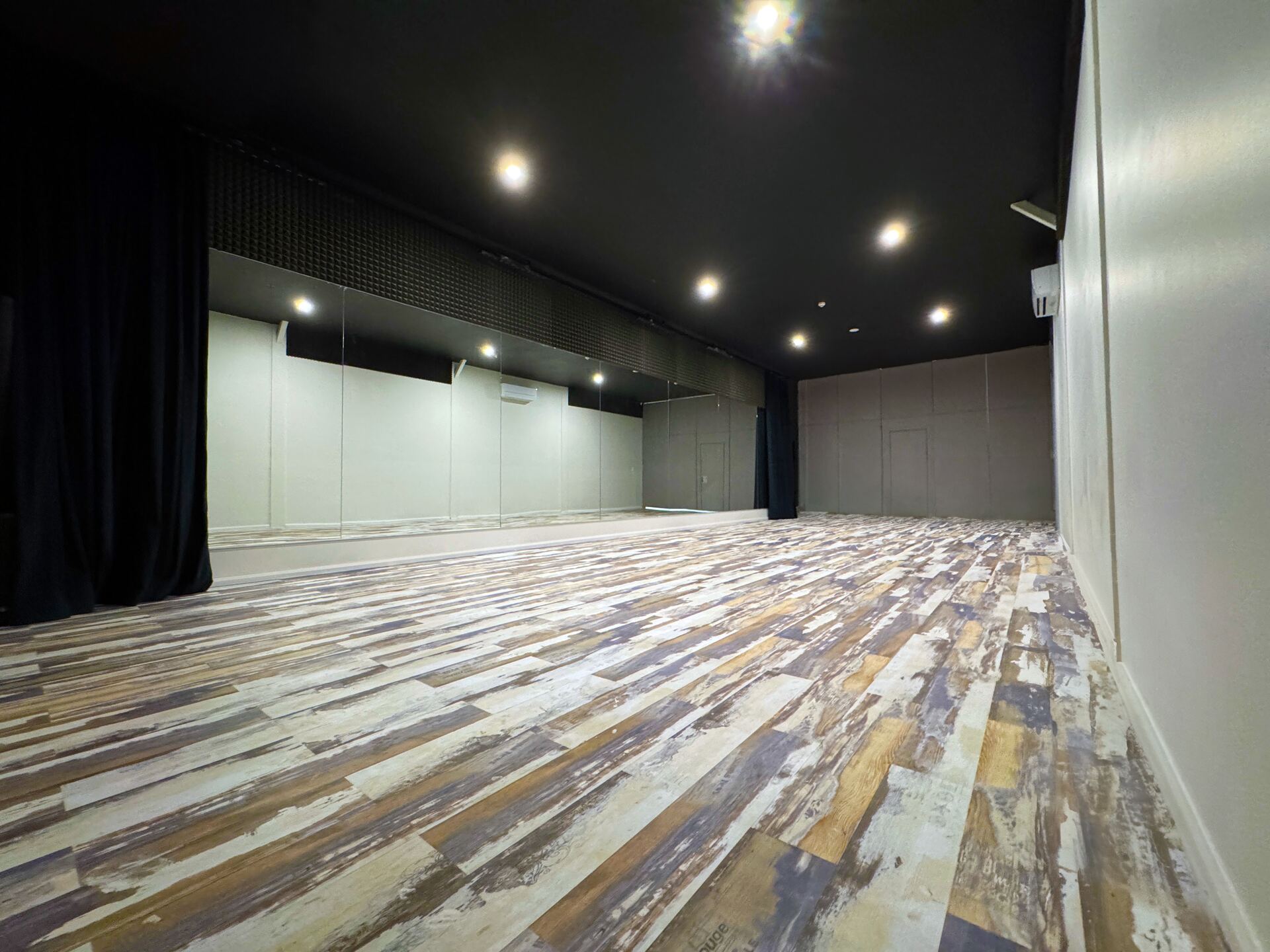 The Walton Room interior, alternate view - 3Danks studio hire in Waterloo Sydney